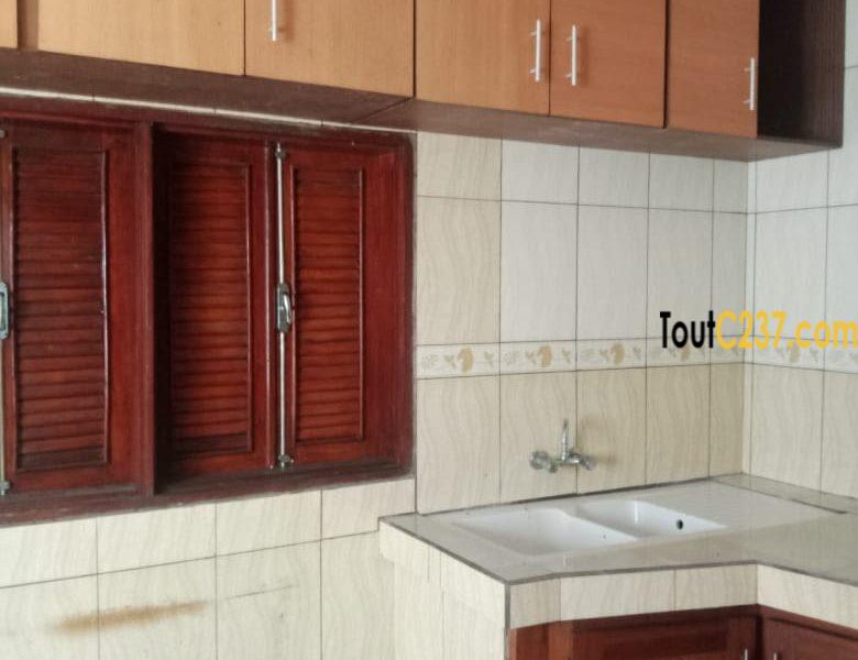 Duplex à louer à Bonamoussadi Douala