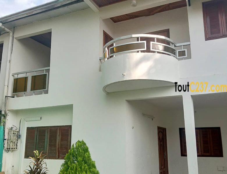 Duplex à louer à Bonamoussadi Douala