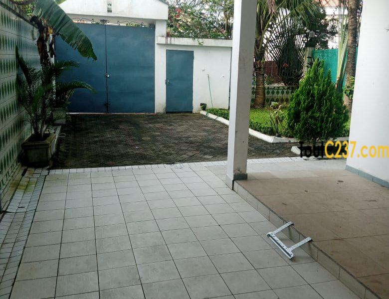 Duplex à louer à Bonamoussadi Douala