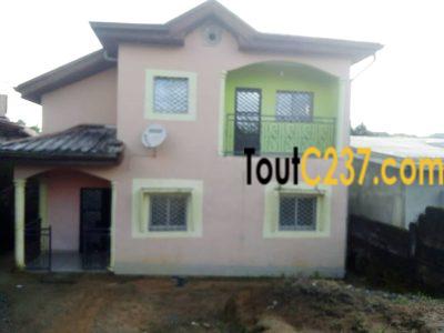 Maison en Duplex à vendre à Nyalla Kampo