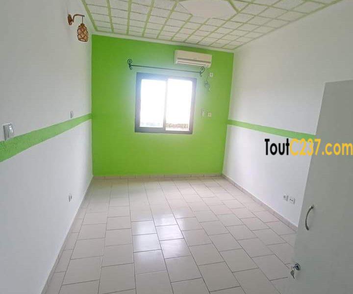 Appartement à louer à Bonapriso Douala