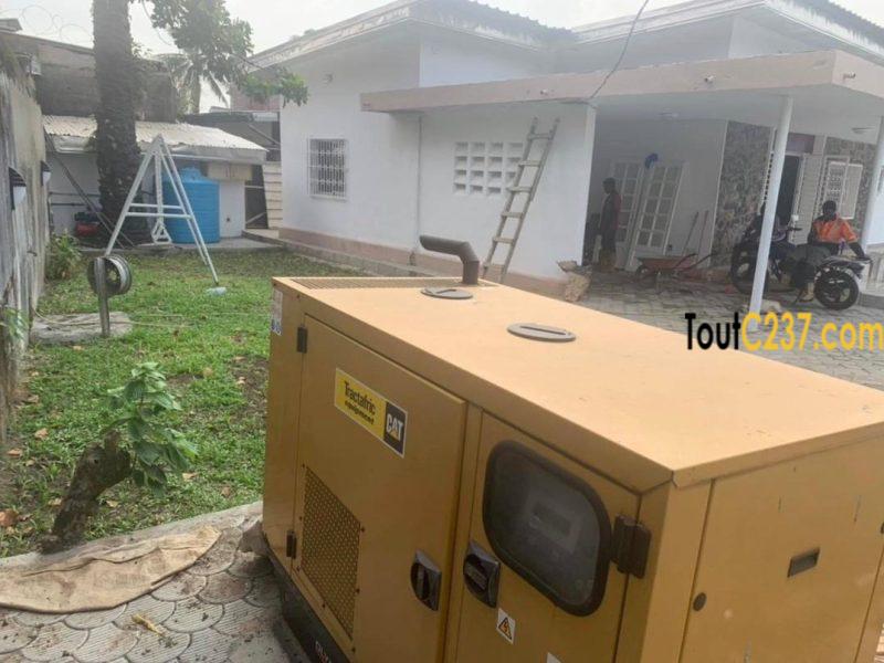 Villa avec piscine à vendre à Bonapriso