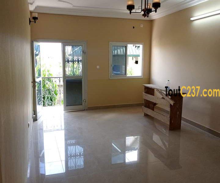 Appartement à louer à Logpom, Douala