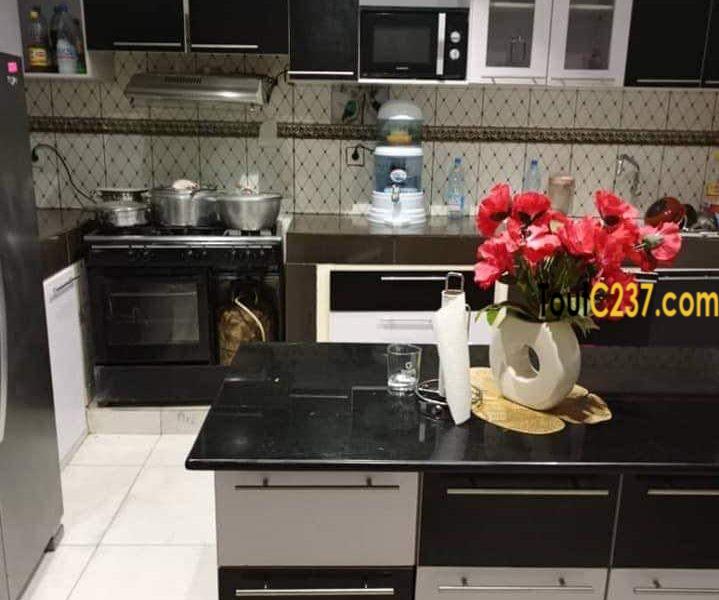 Duplex à vendre à Bonamoussadi Douala