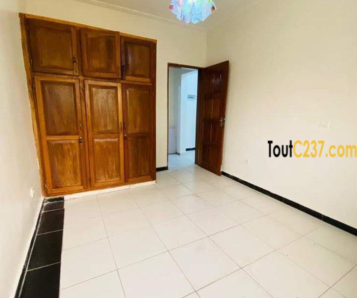 Appartement à louer à Makèpè
