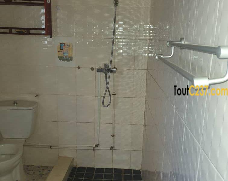 Aappartement entrée seule à louer à Logpom