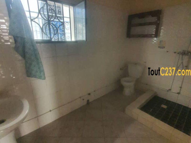 Aappartement entrée seule à louer à Logpom