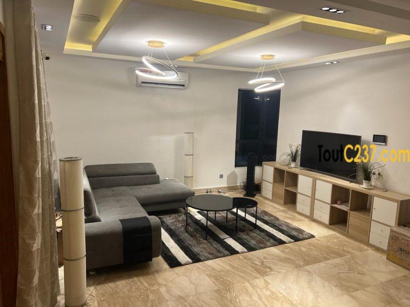 Duplex à louer à Bonaberi, Douala