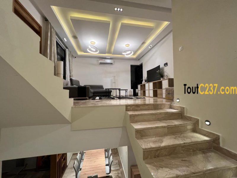 Duplex à louer à Bonaberi, Douala