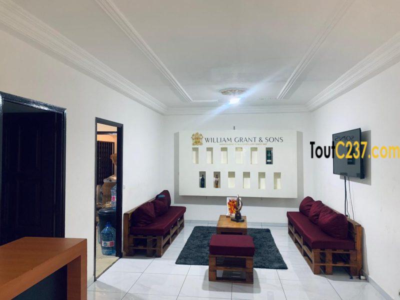 Tres Jolie Maison sic à louer à Makepe
