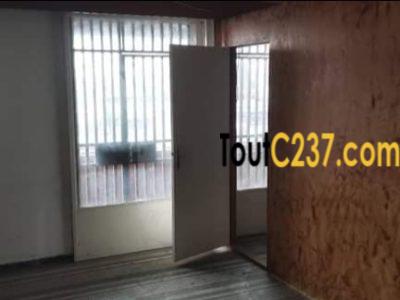 Appartement à louer à Akwa, Douala