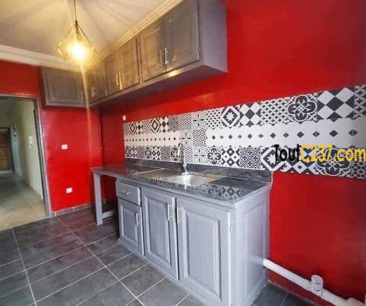 Appartement à louer à Deido, Douala
