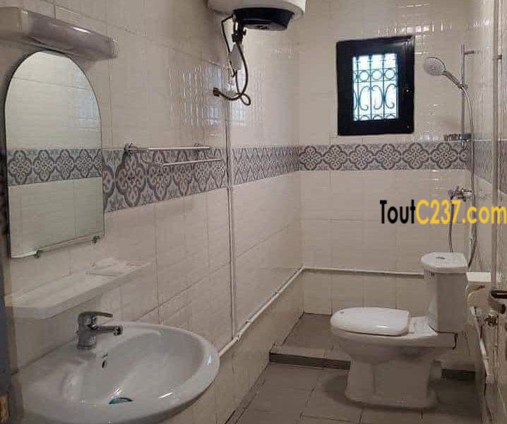 Appartement à louer à Deido, Douala