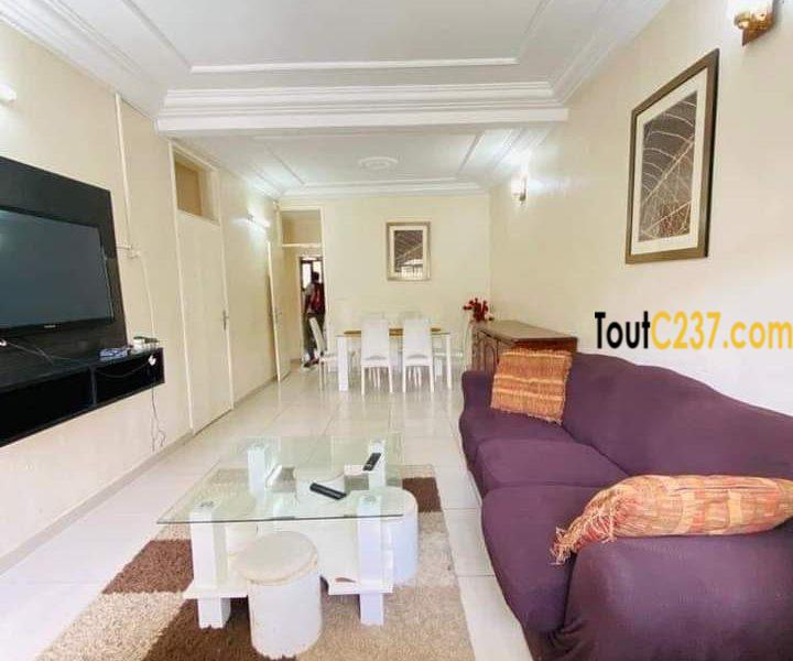 Appartement à louer à Logpom, Douala