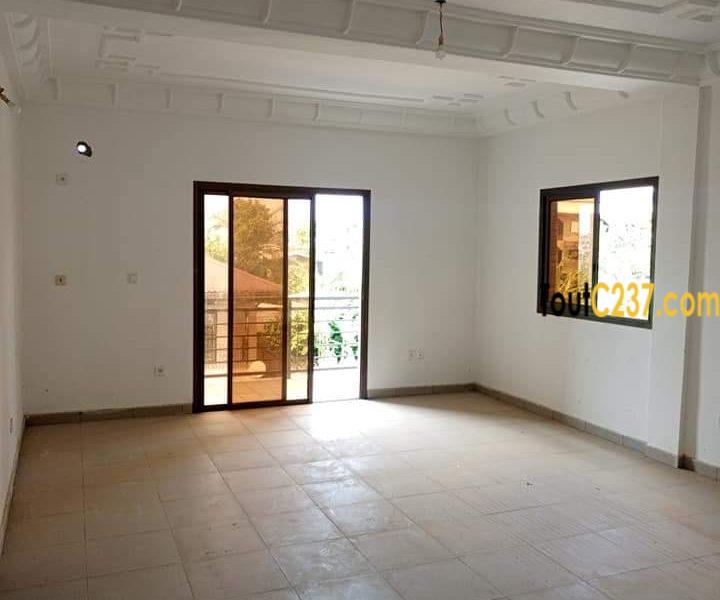 Appartement à louer à Kotto Résidence
