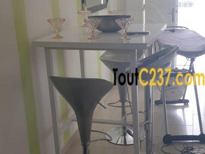 Maison meublée à louer à Makepe, Douala