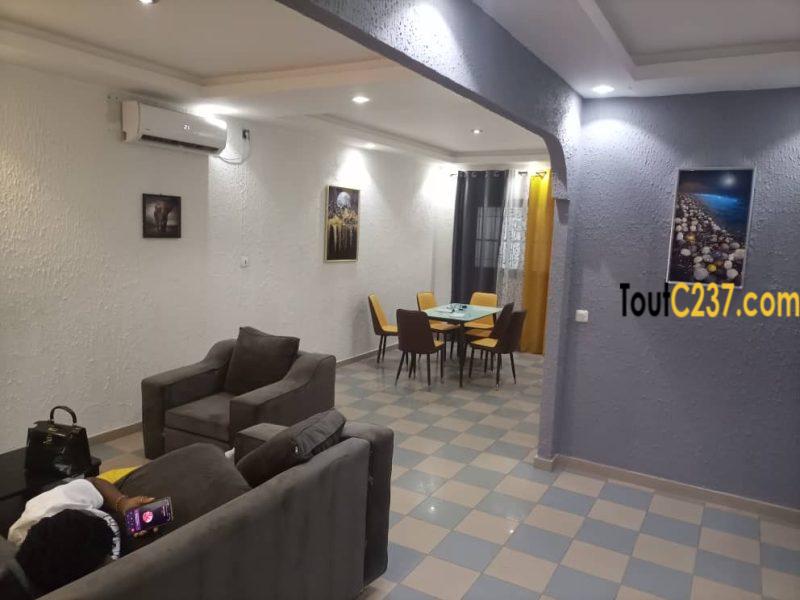 Maison sic meublée à louer à Makepe Douala