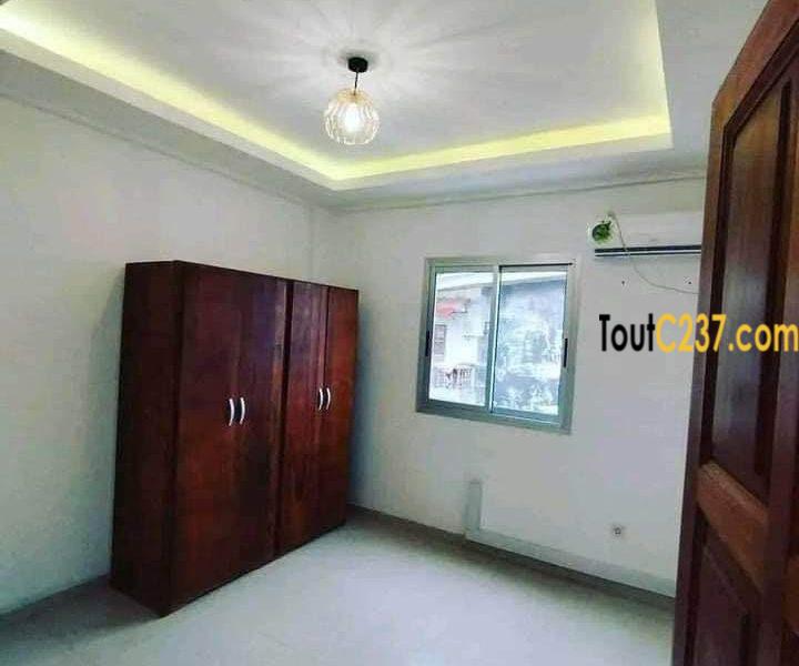 Appartement avec piscine à louer à Logpom
