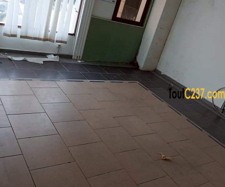 Espace bureaux à louer a Bonapriso Douala