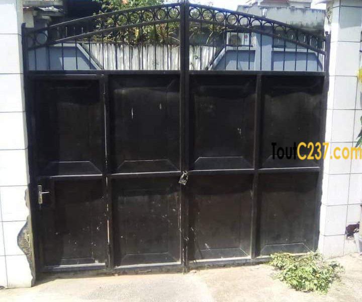 Maison sic à vendre à Kotto Douala