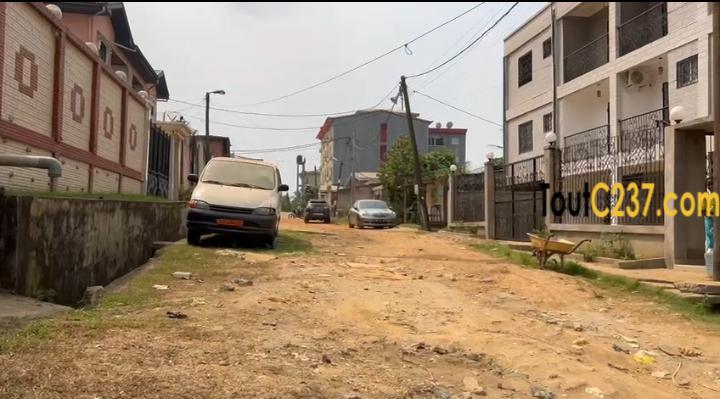 Terrain a vendre à Makepe (derrière Tradex)