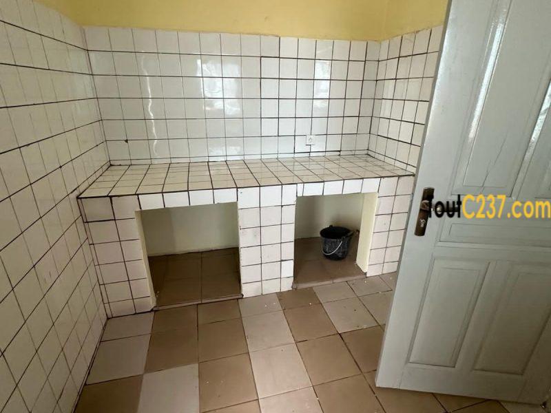 Maison sic à louer à Kotto, Douala