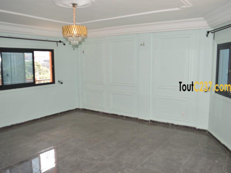 Appartement haut standing à louer à Kotto