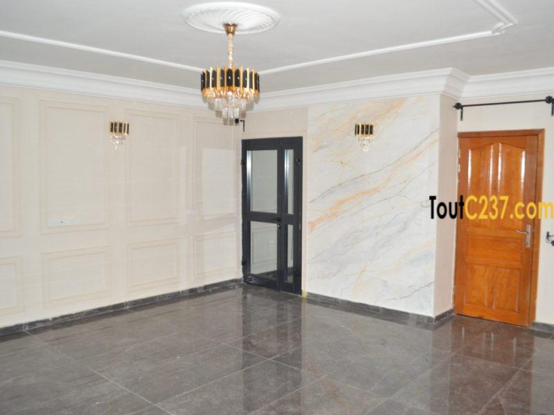 Appartement haut standing à louer à Kotto