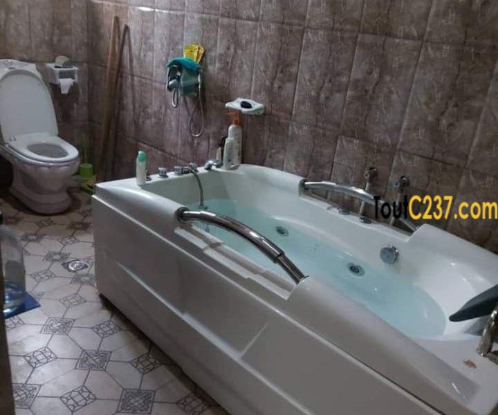 Somptueux Duplex à vendre à Pk10 (Camp des officiers au Genie)