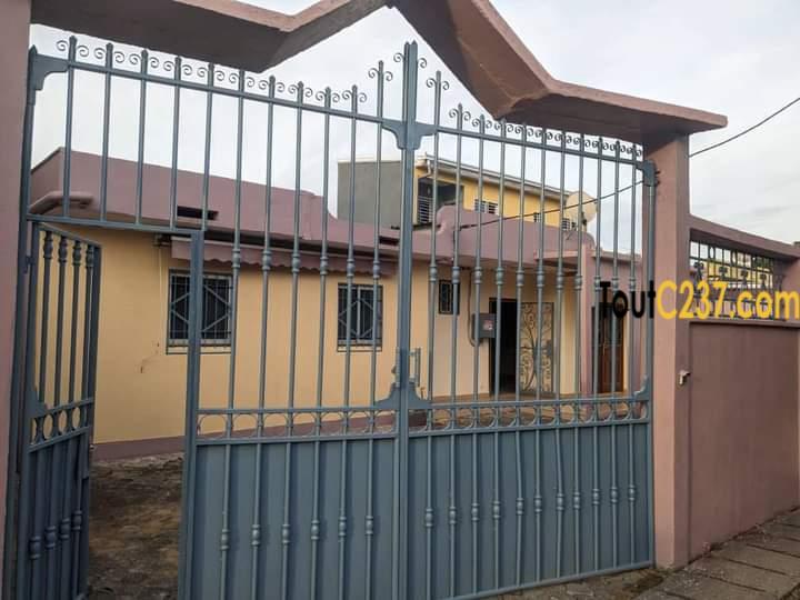 Maison en villa sic à louer à Kotto, Douala