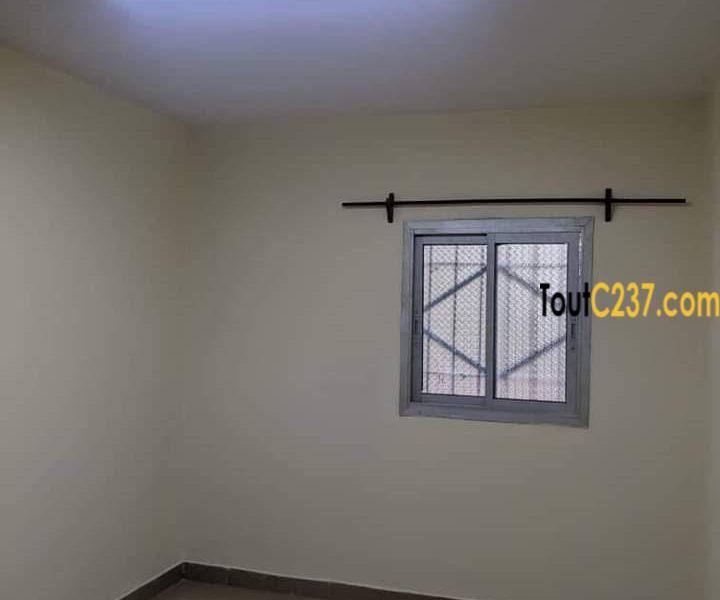 Maison en villa sic à louer à Kotto, Douala