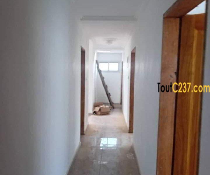 Appartement à louer à Makepe, Douala