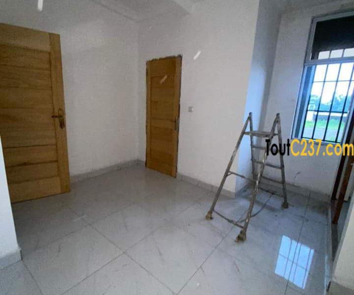 Appartement à louer à Youpwe par Bonapriso