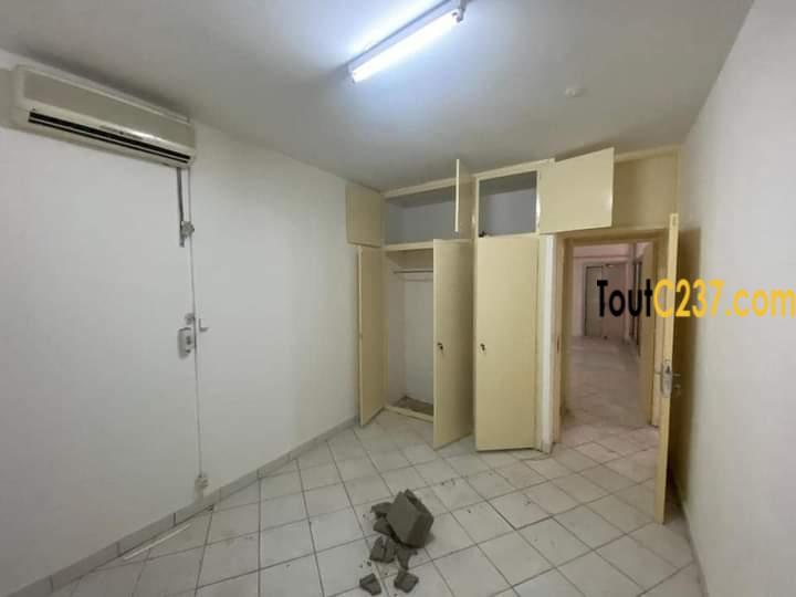 Villa a louer a Makepe, Douala