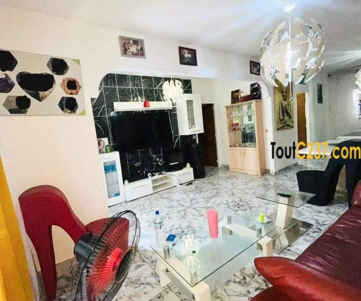 Charmante villa sic à louer à Makepe, Douala