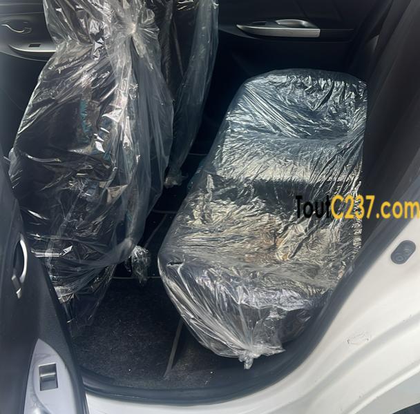 Toyota Yaris 2014 à vendre à Douala