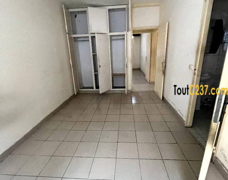 Maison sic à vendre à Kotto, Douala