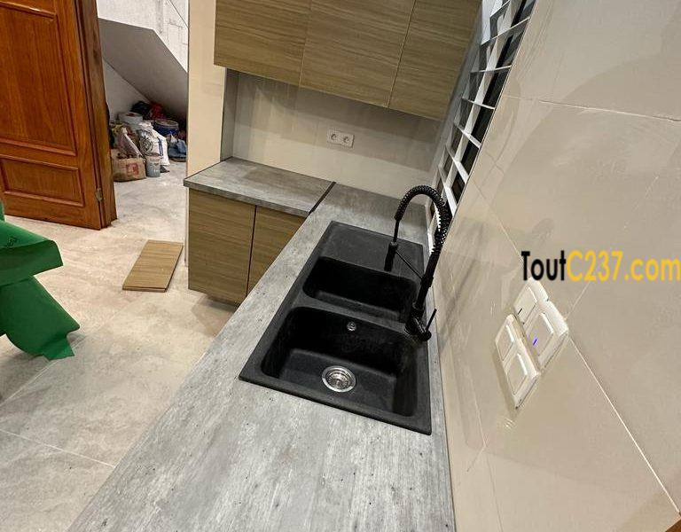 Duplex haut standing à louer à Bonaberie