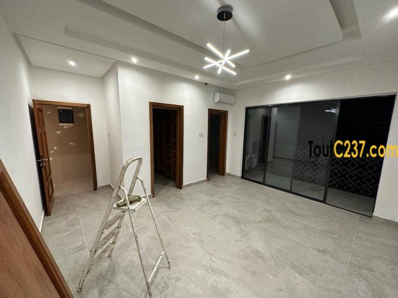 Duplex haut standing à louer à Bonaberie