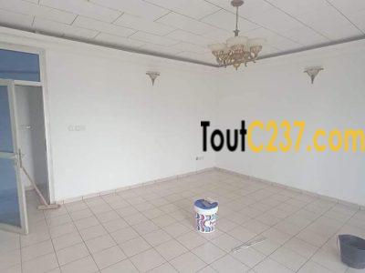 Appartement à louer à Bonapriso Douala