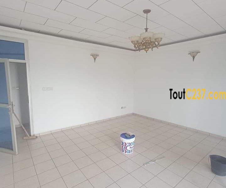 Appartement à louer à Bonapriso Douala