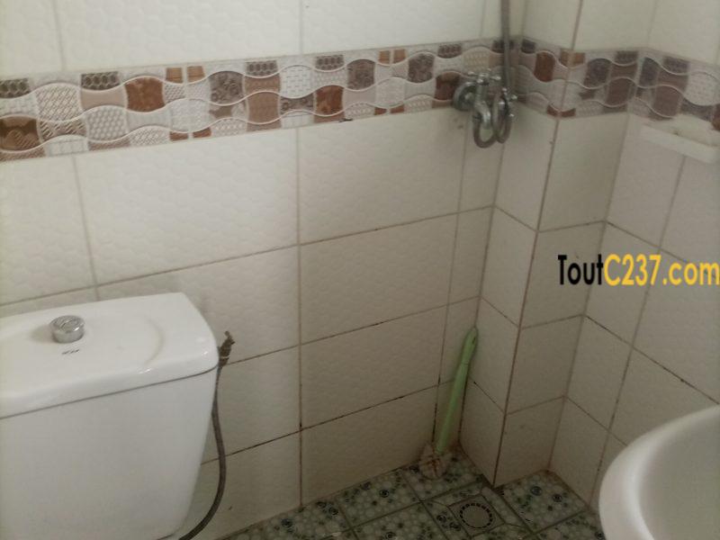 Appartement à louer à Logpom Maison jumelle (carrefour vatican)
