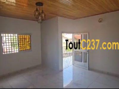 Appartement moderne neuf à louer à Kotto