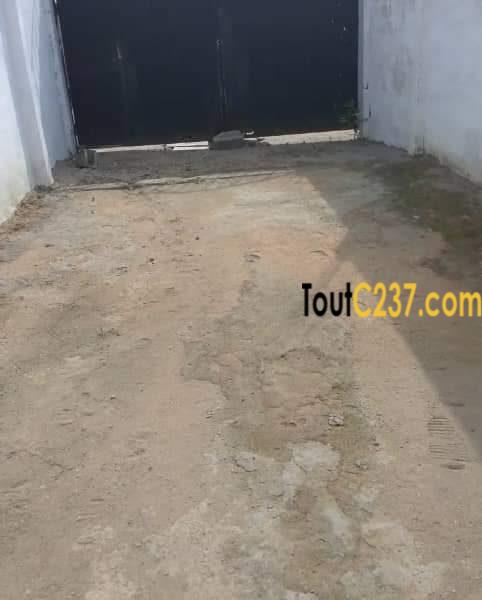 Maison à vendre à Bonaberi Douala