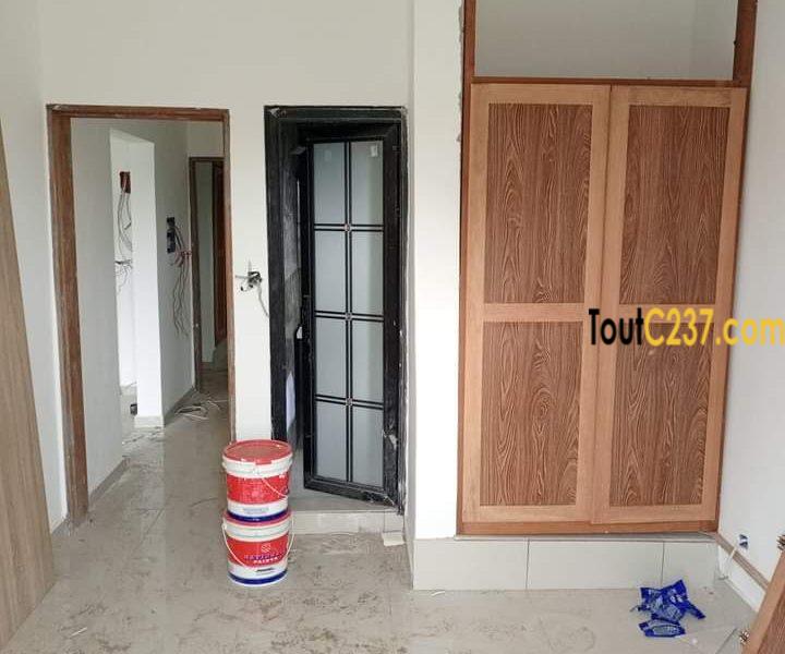 Appartement haut standing à louer à Bonamoussadi