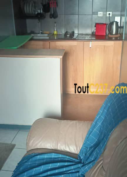 Chambre moderne à louer à Bonapriso