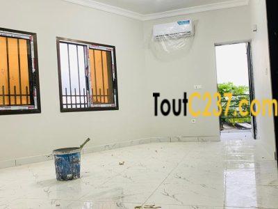 Studio moderne haut standing à louer à Logpom