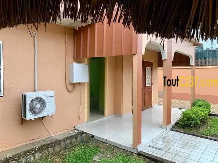 Tres belle villa sic à vendre à Kotto, Douala