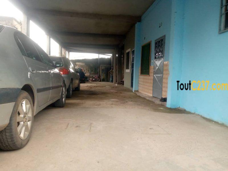 Studio moderne à louer à Akwa Nord