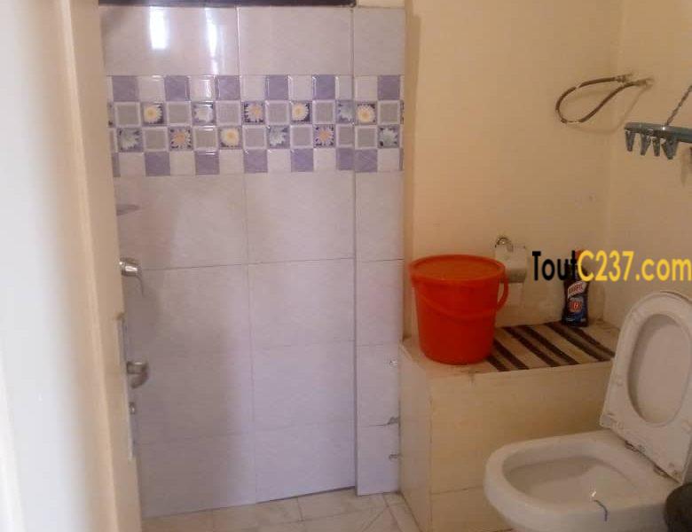 Appartement à louer à Deido, Douala